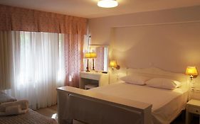 Nafsika-Cristina Guesthouse